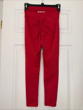 ECHT Red Scrunch-Back Leggings